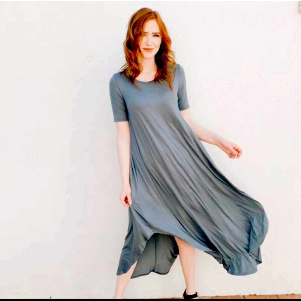 Carly Jean Short Sleeve maxi Dress with Pockets, size large